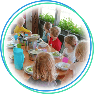 Mittagstisch einer Tagesfamilie