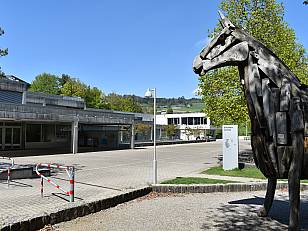 Bildergalerie Schulhaus Lutertal Bolligen